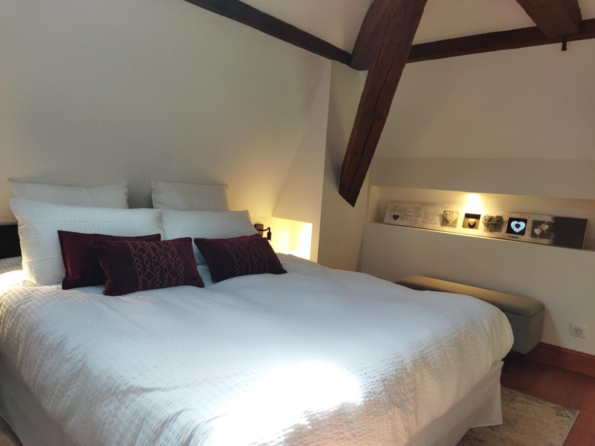 Domaine De La Tisnere Bed & Breakfast Gelos Room photo